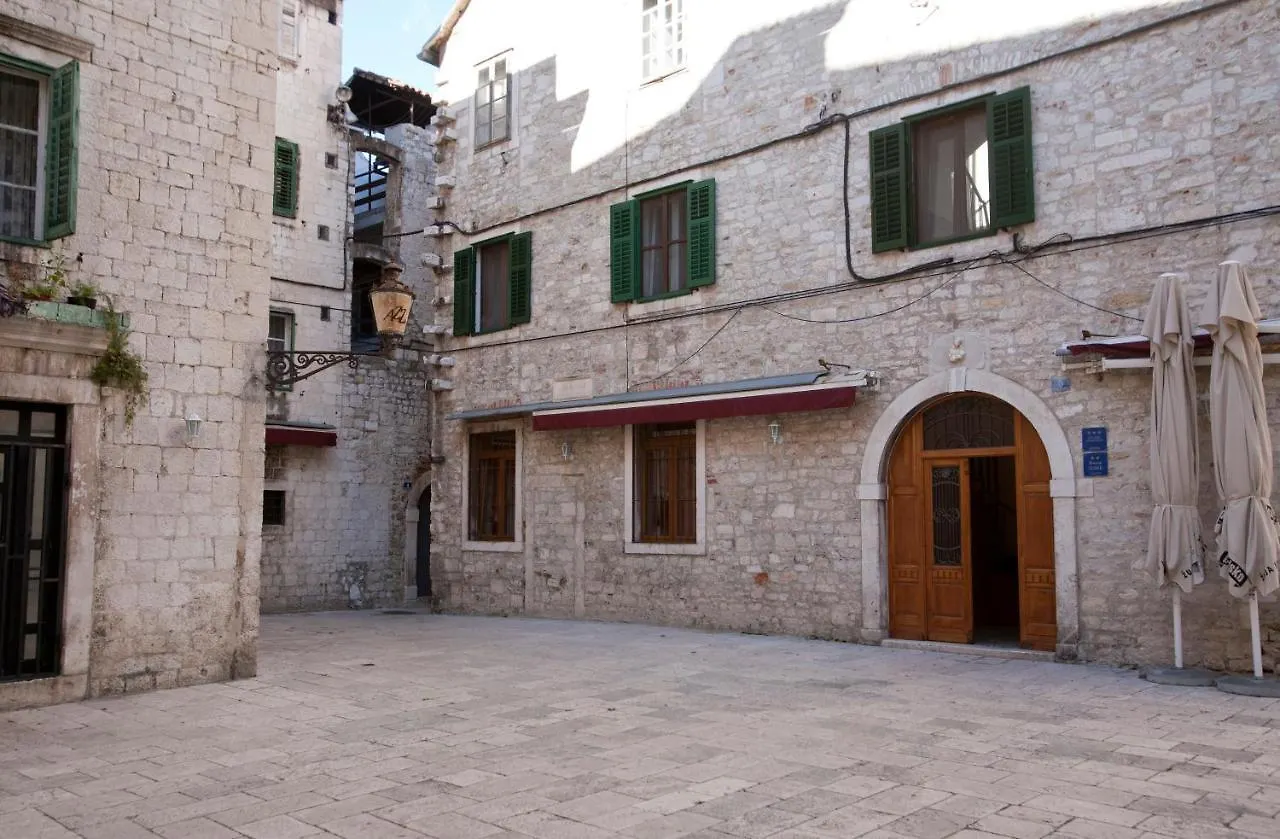 Borna And Franko Rooms Split City Centre Croatia